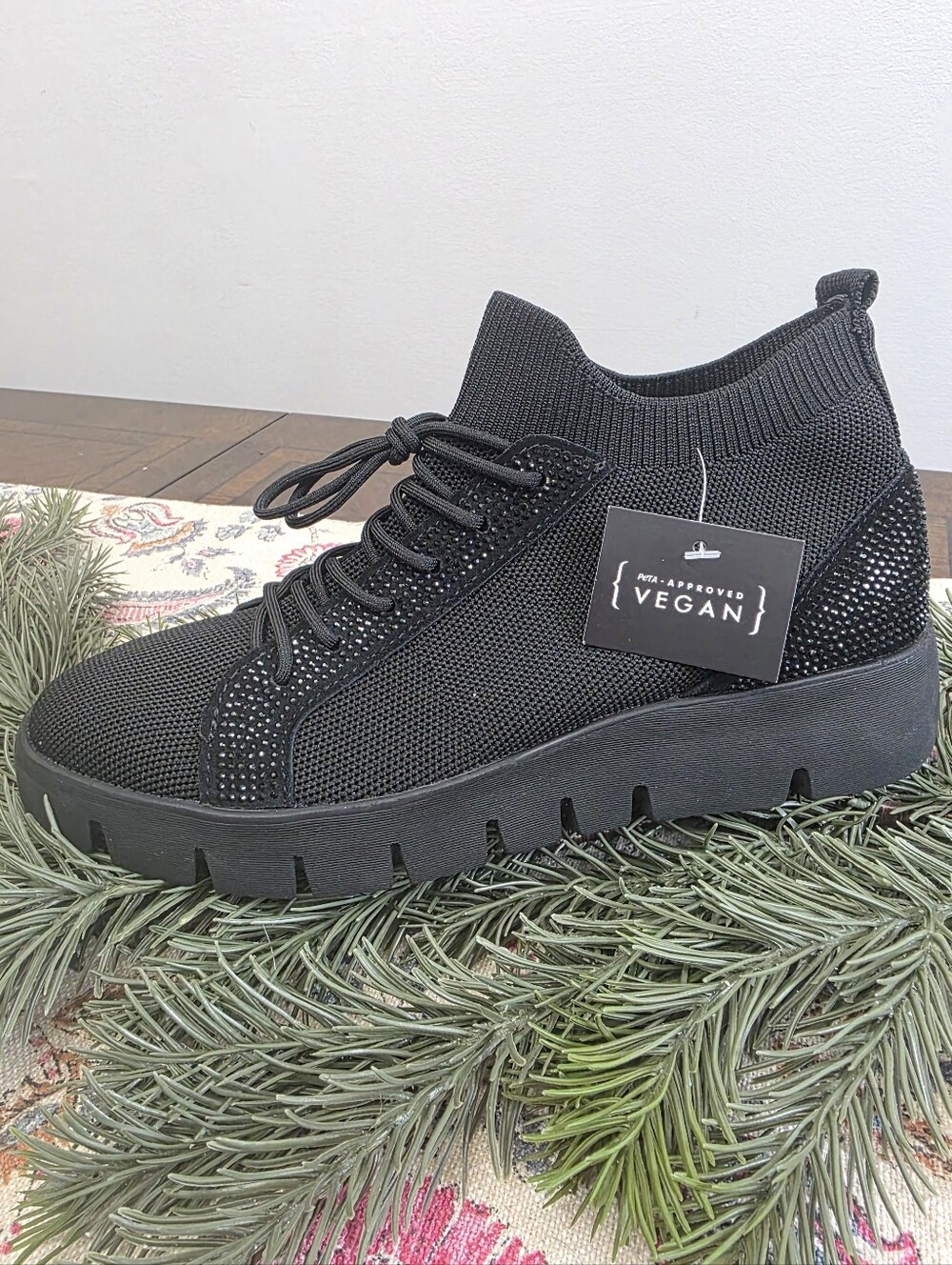 bernie mev. Women's Simone Slip-on Sneakers in Black